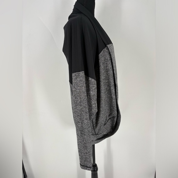 Zella Women’s Workout Overcoat (B41) - Picture 2 of 8